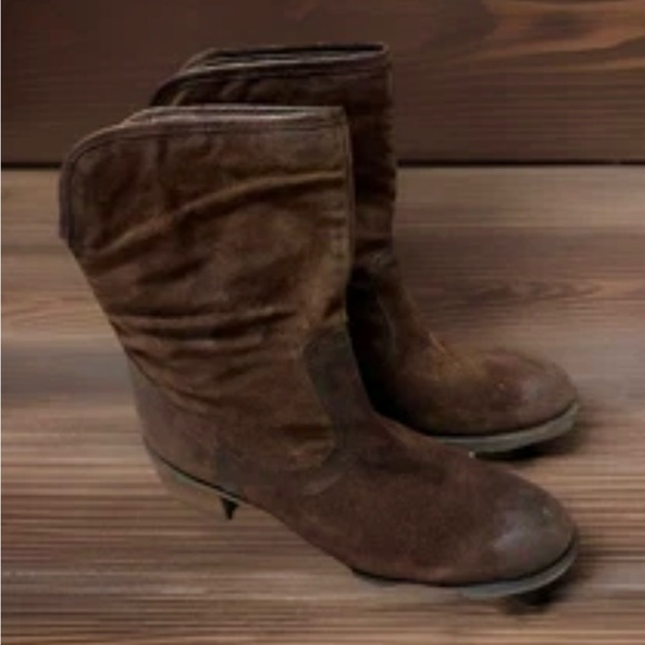 Cute Nine West Brown Suede Distressed Boots Sz 5 Boho Western Festival - Picture 3 of 6